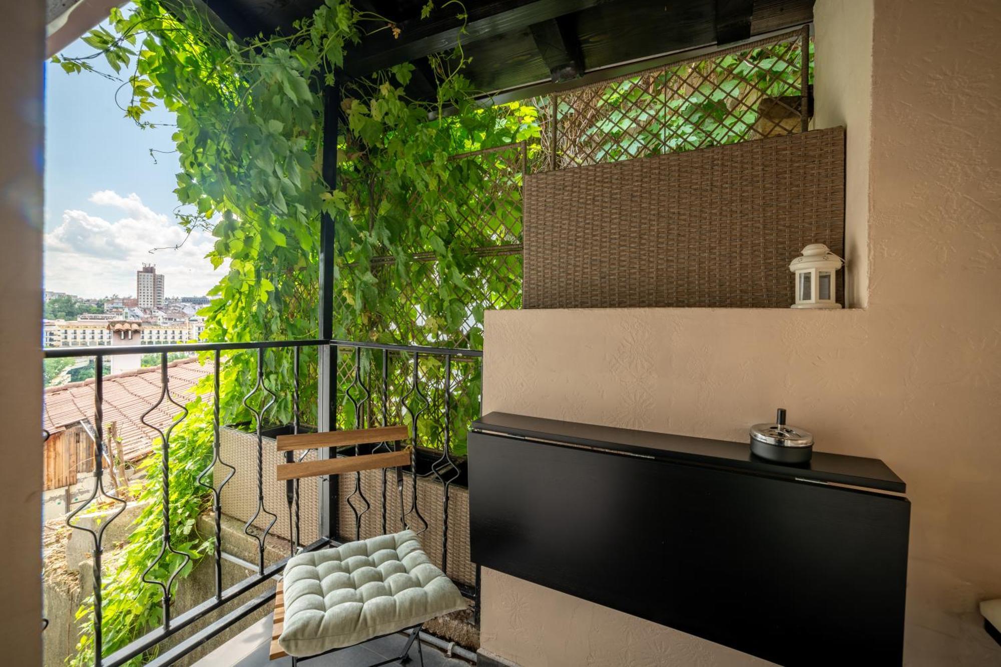Iatrus Guest Apartment & Sauna Veliko Tărnovo Exteriör bild